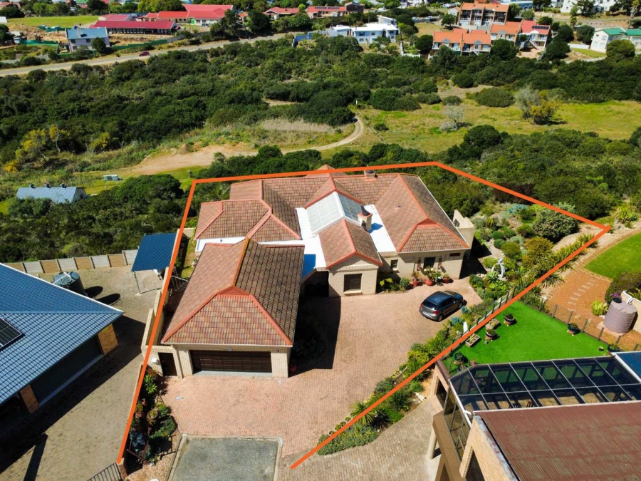 4 Bedroom Property for Sale in Stilbaai Wes Western Cape